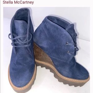 Stella McCartney Leana Navy Suede Desert Wedge Heel Booties Size 39